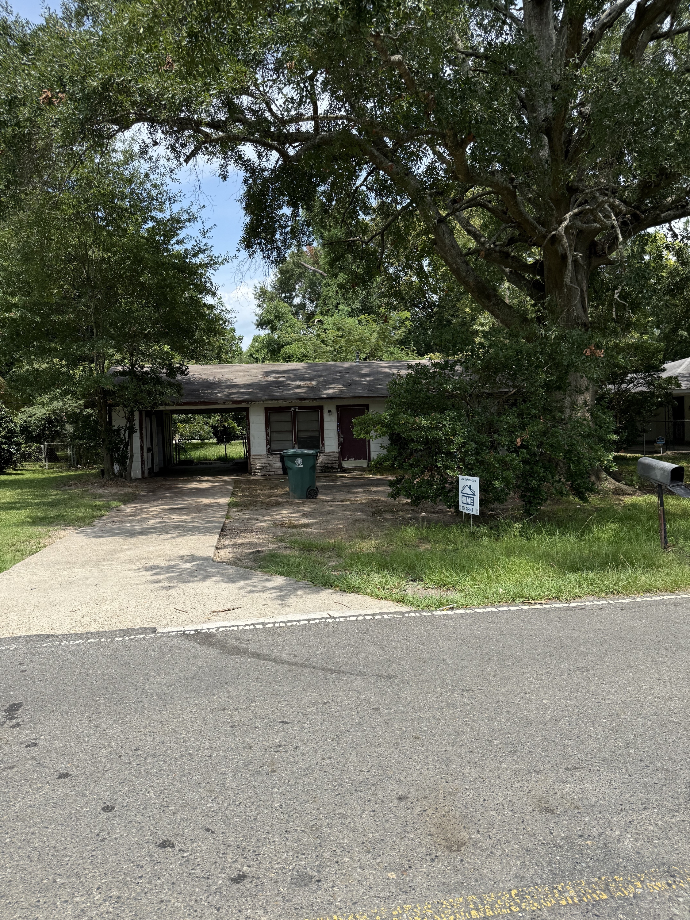 1709 South 6th Street